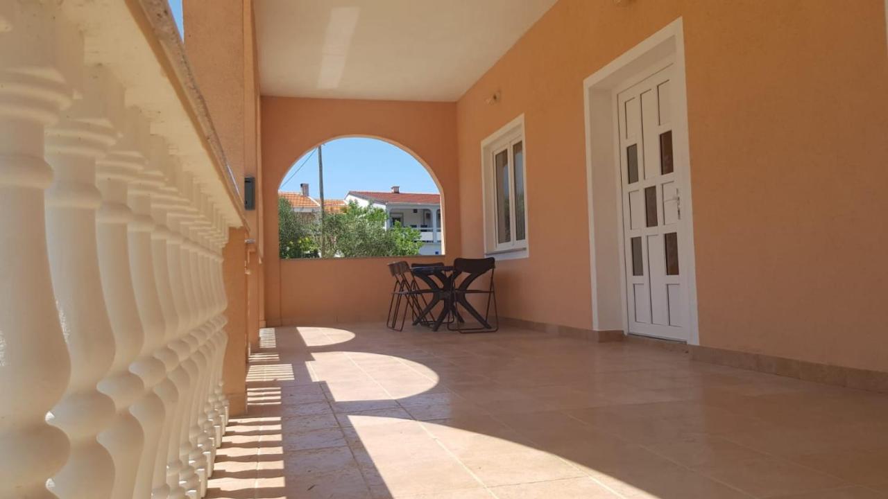 Apartment Marina Vir Exterior photo