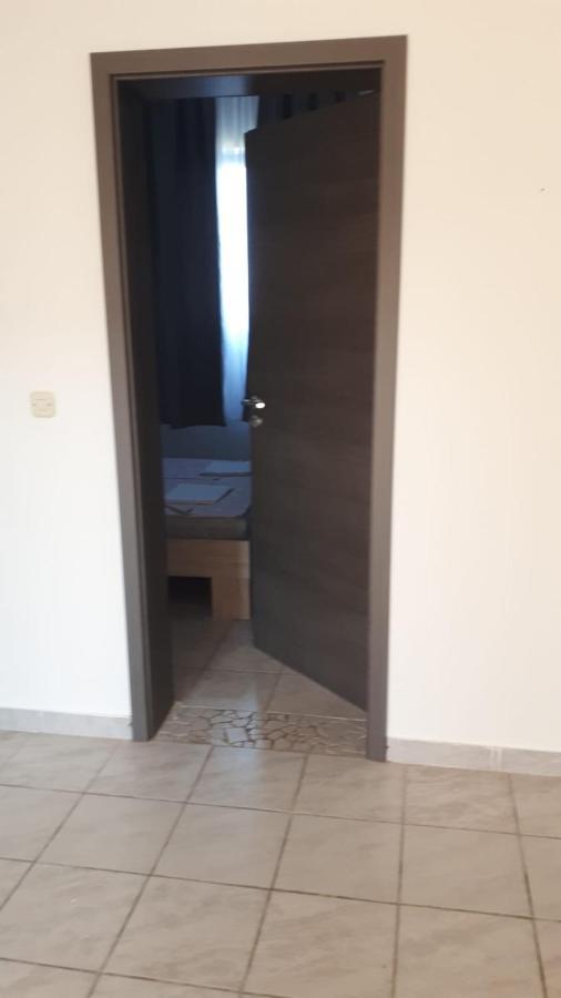 Apartment Marina Vir Exterior photo